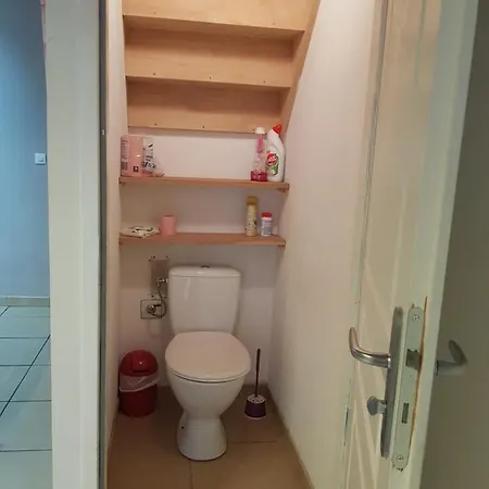 Apartment B Confort, Climatise Sur Coursan
